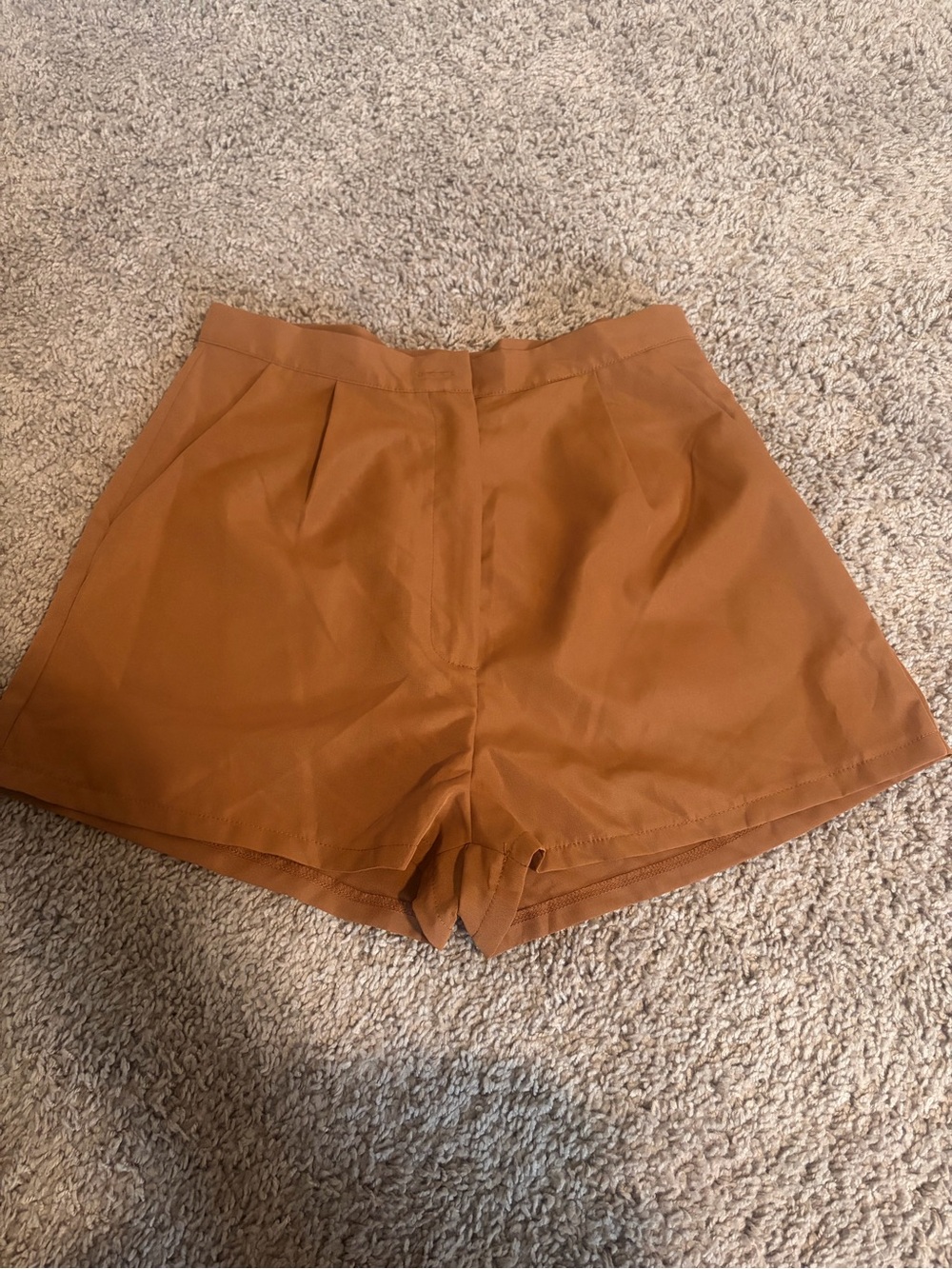 SHEIN High-Waist Rust Brown Pleated Women's Shorts